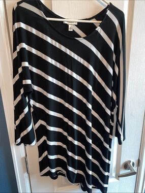 Dressbarn Black and White Striped Tunic Top